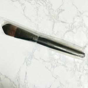BareMinerals Foundation Brush NEW